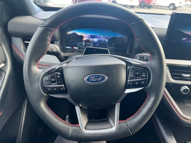 Used 2025 Ford Explorer ST-Line image 17