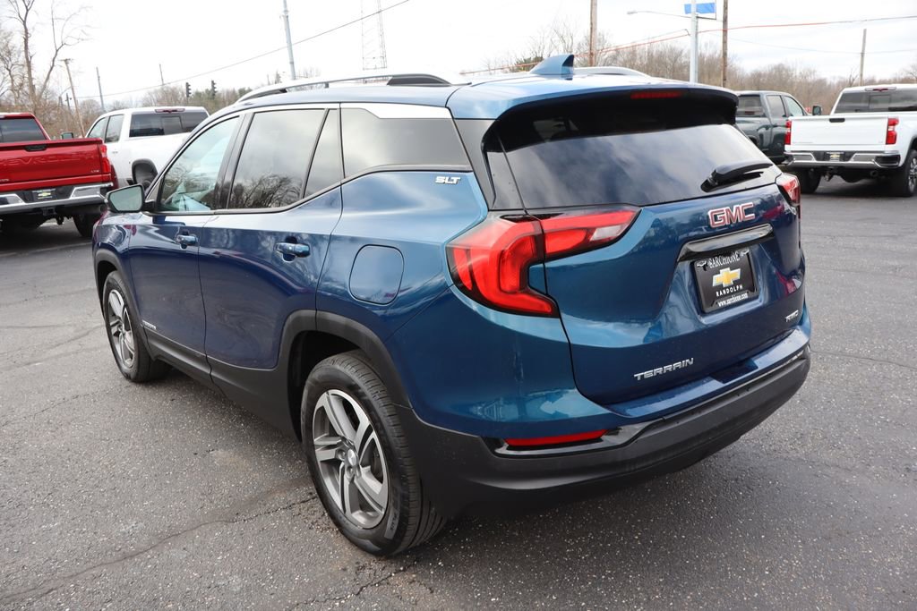 Used 2021 GMC Terrain SLT w/ LPO, Dark Accent Package image 3