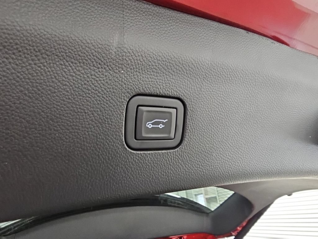 Used 2024 Buick Enclave Essence FWD image 35