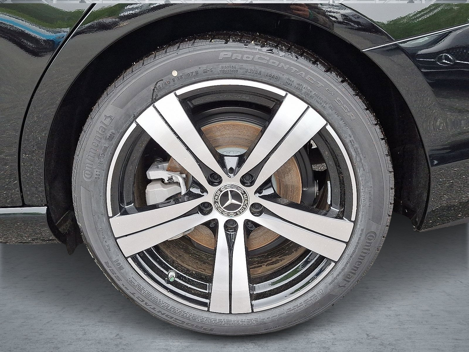 Certified 2025 Mercedes-Benz C 300 4MATIC Sedan image 7