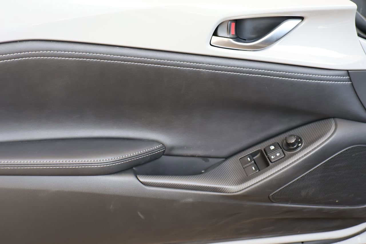 Used 2025 MAZDA MX-5 Miata Club w/ Brembo/BBS Recaro Package image 10