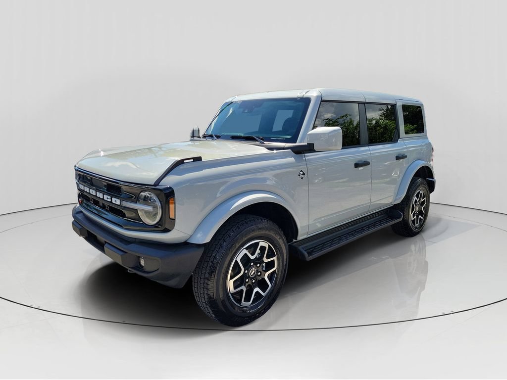 Used 2026 Ford Bronco Outer Banks AWD/4WD image 3