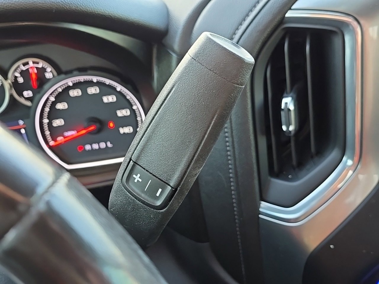 Used 2020 Chevrolet Silverado 1500 LT w/ All-Star Edition image 22