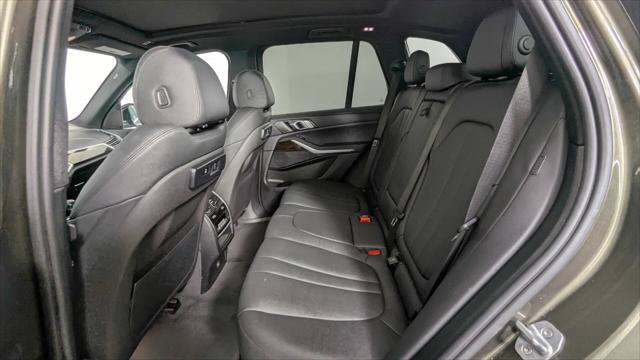 Used 2020 BMW X5 sDrive40i w/ Premium Package RWD image 18