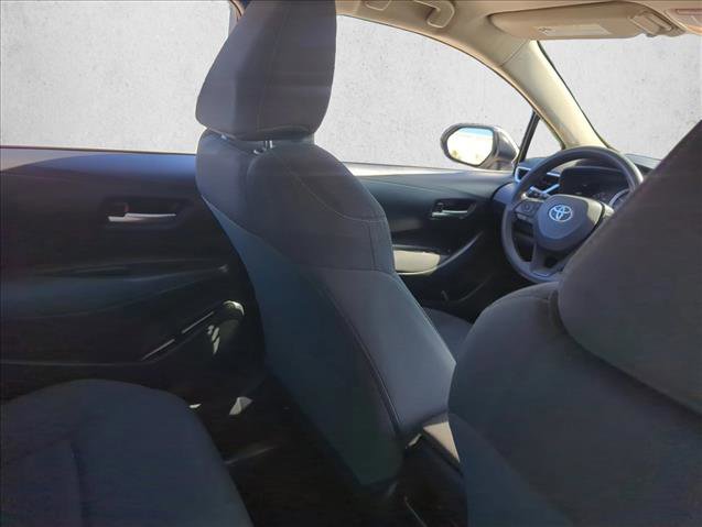 Used 2020 Toyota Corolla LE image 23
