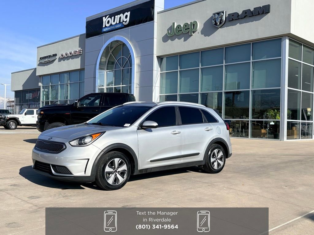 Used 2019 Kia Niro LX image 1