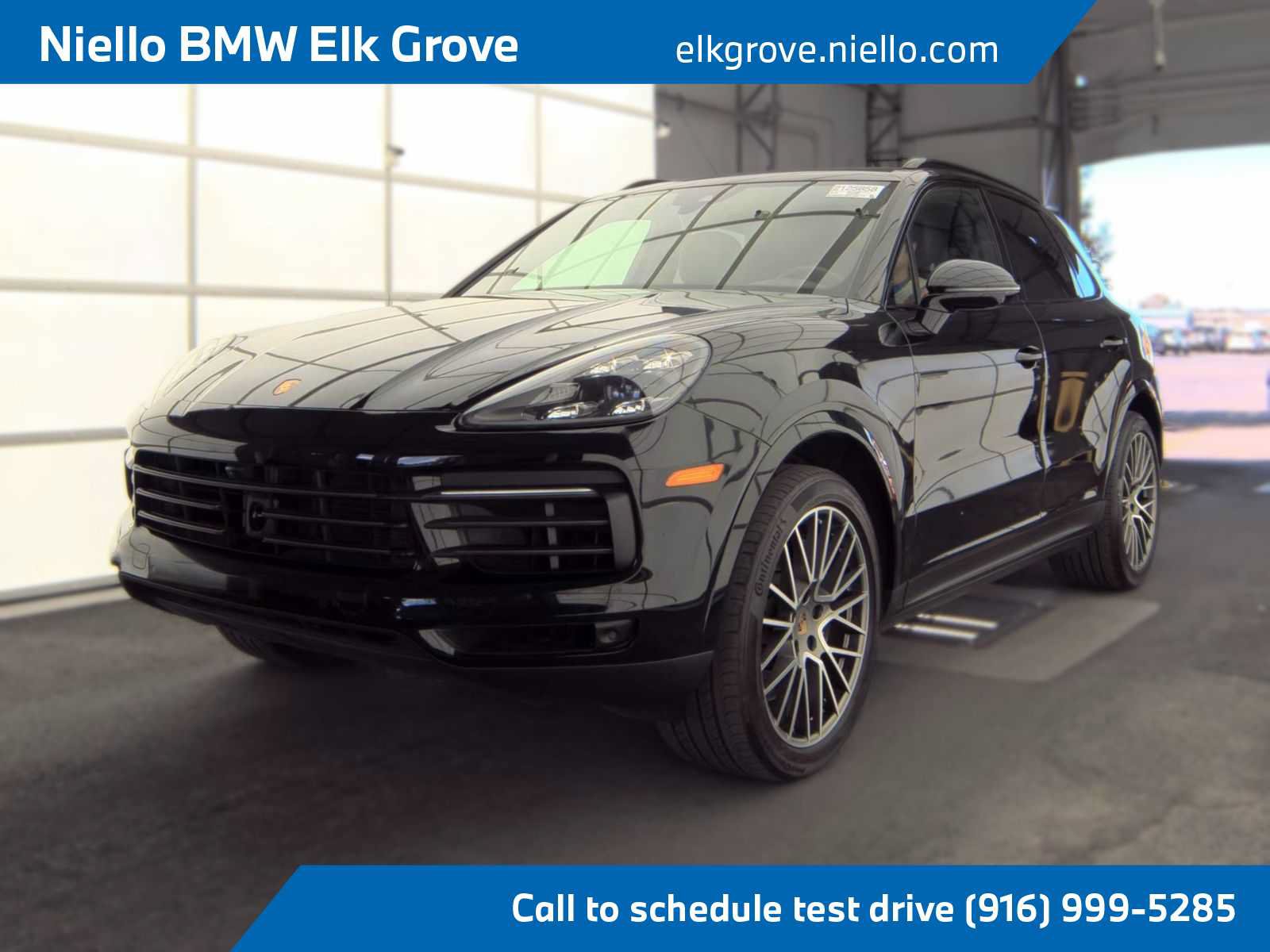 Used 2023 Porsche Cayenne Platinum Edition w/ Premium Package Plus AWD/4WD image 1