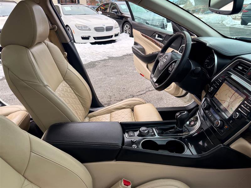 Used 2016 Nissan Maxima Platinum image 14