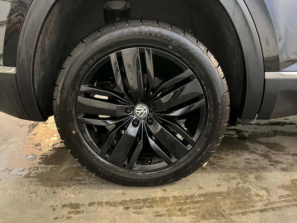 Used 2019 Volkswagen Atlas SEL Premium image 31