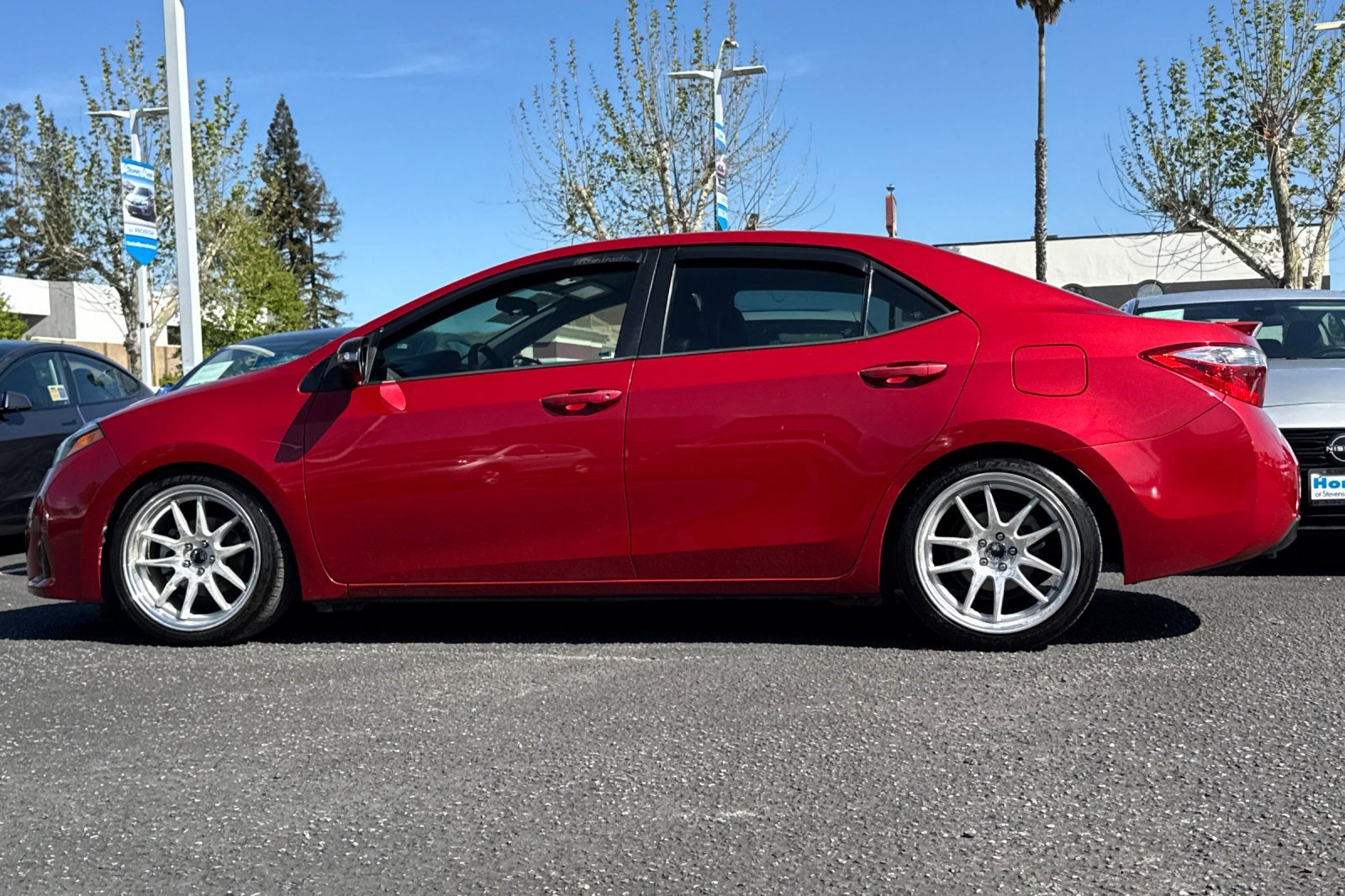 Used 2014 Toyota Corolla S FWD image 2