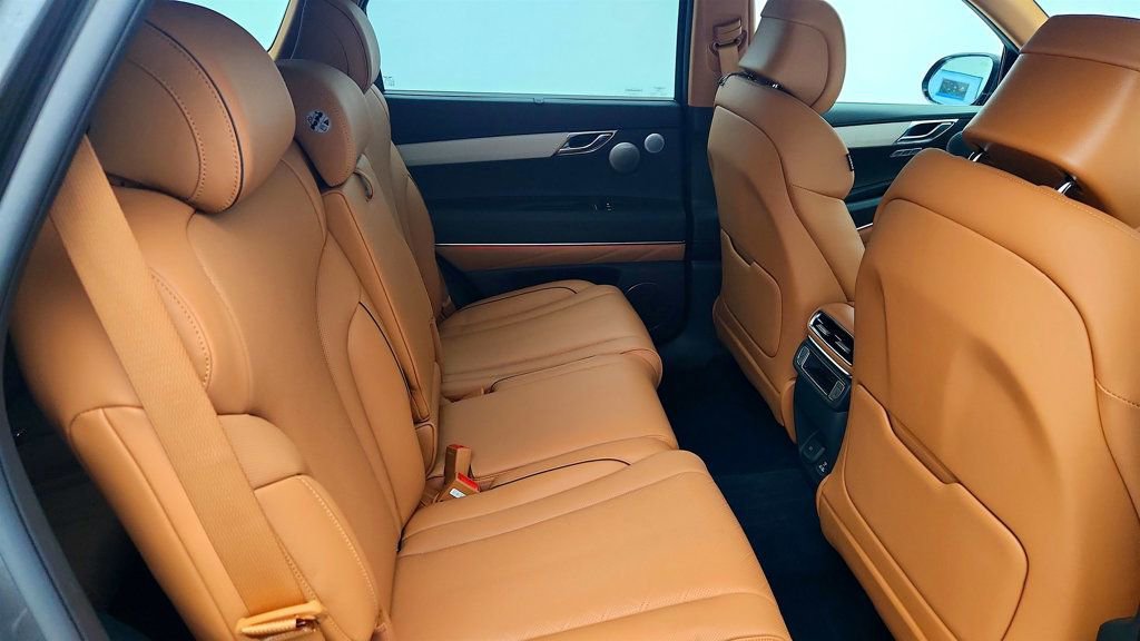 Used 2025 Genesis GV80 3.5T Advanced image 25