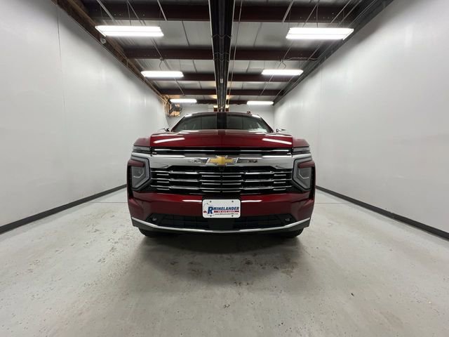 New 2026 Chevrolet Suburban Premier image 3