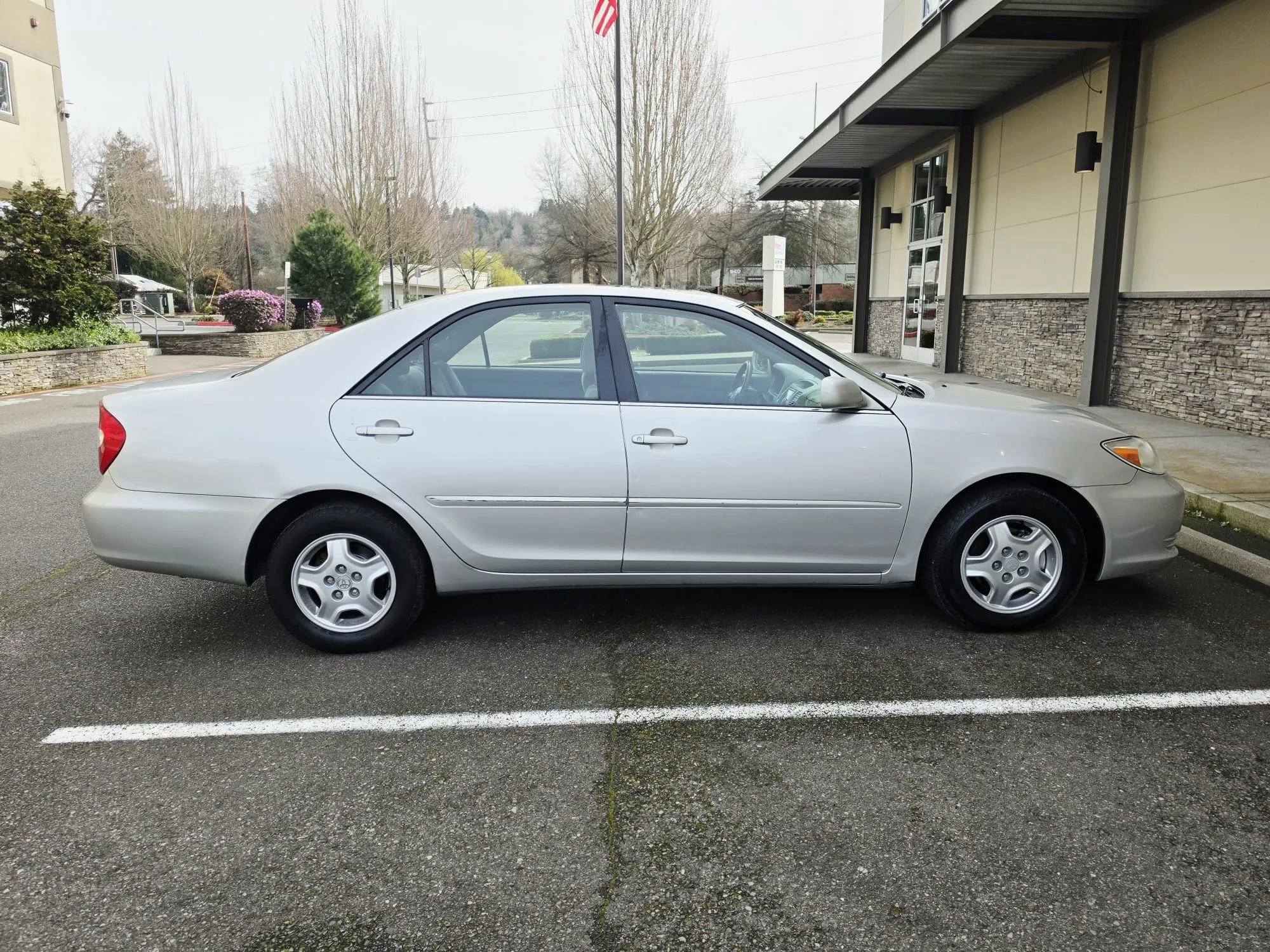 Used 2002 Toyota Camry LE image 6