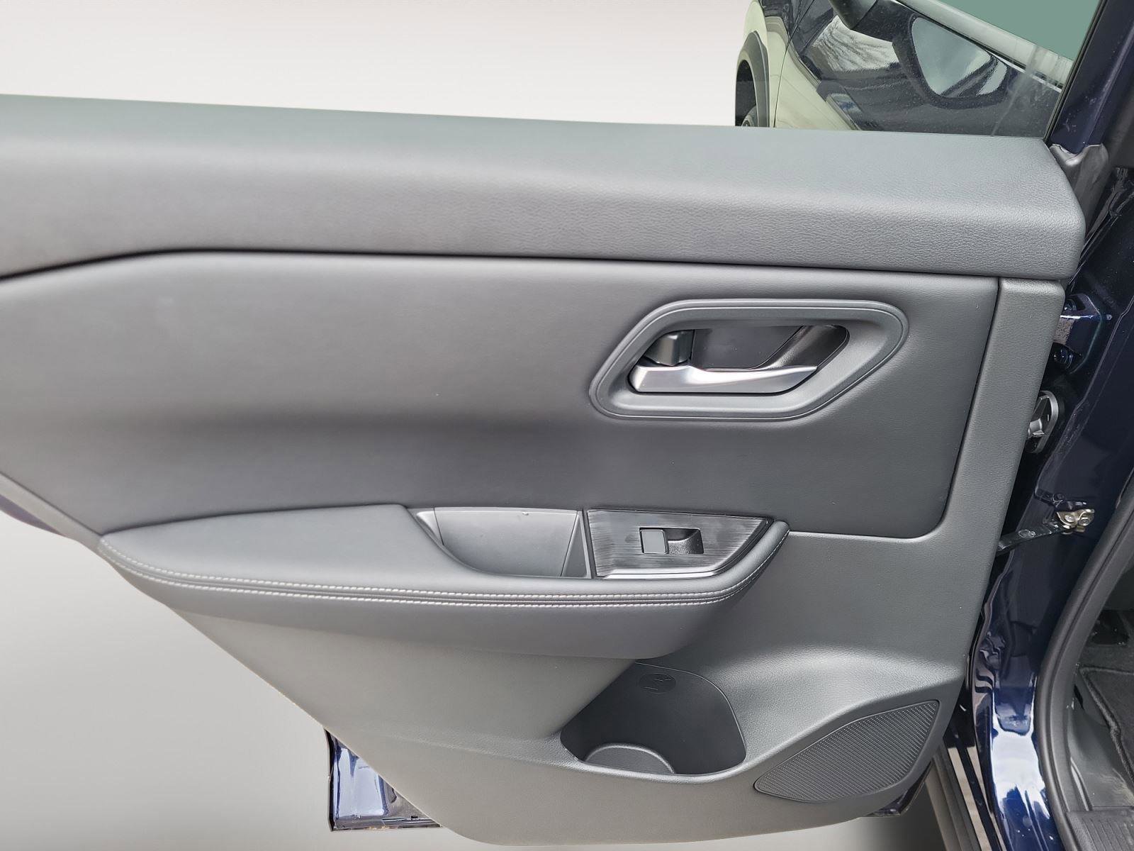 New 2026 Nissan Rogue SV w/ Cold Weather Package image 18