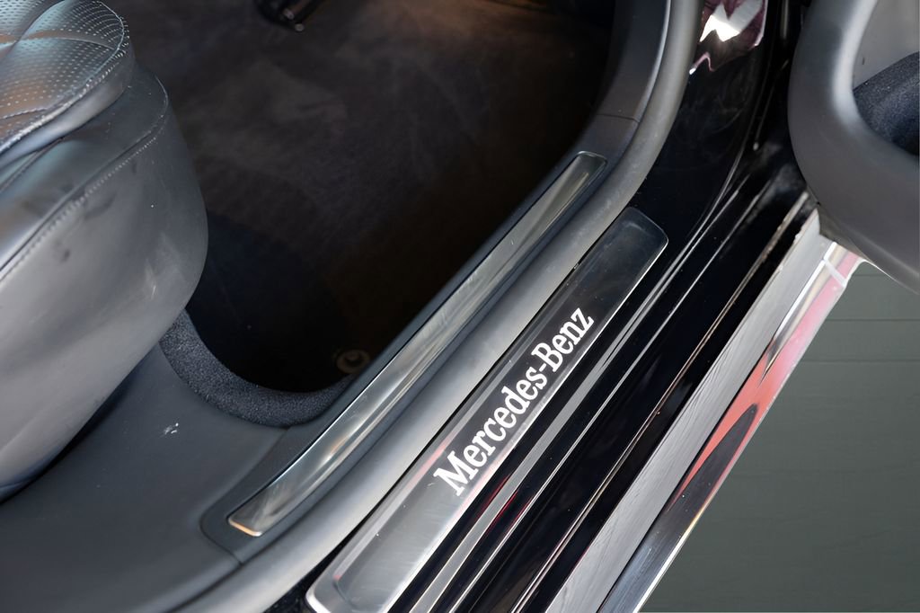 Used 2022 Mercedes-Benz S 580 4MATIC Sedan w/ AMG Line Package image 79