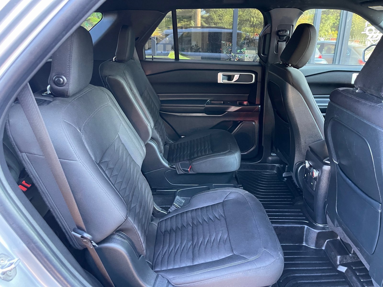 Used 2020 Ford Explorer XLT image 21