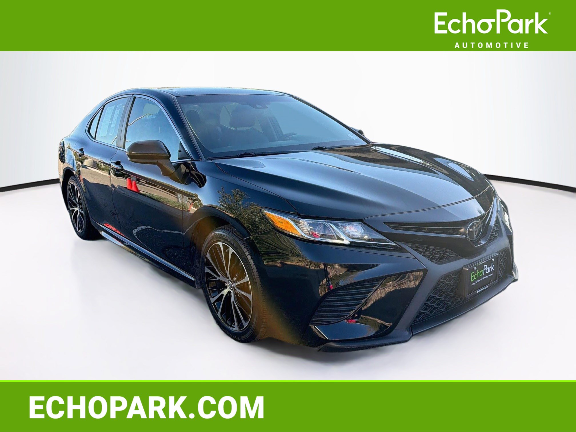 Used 2018 Toyota Camry SE w/ Moonroof Package