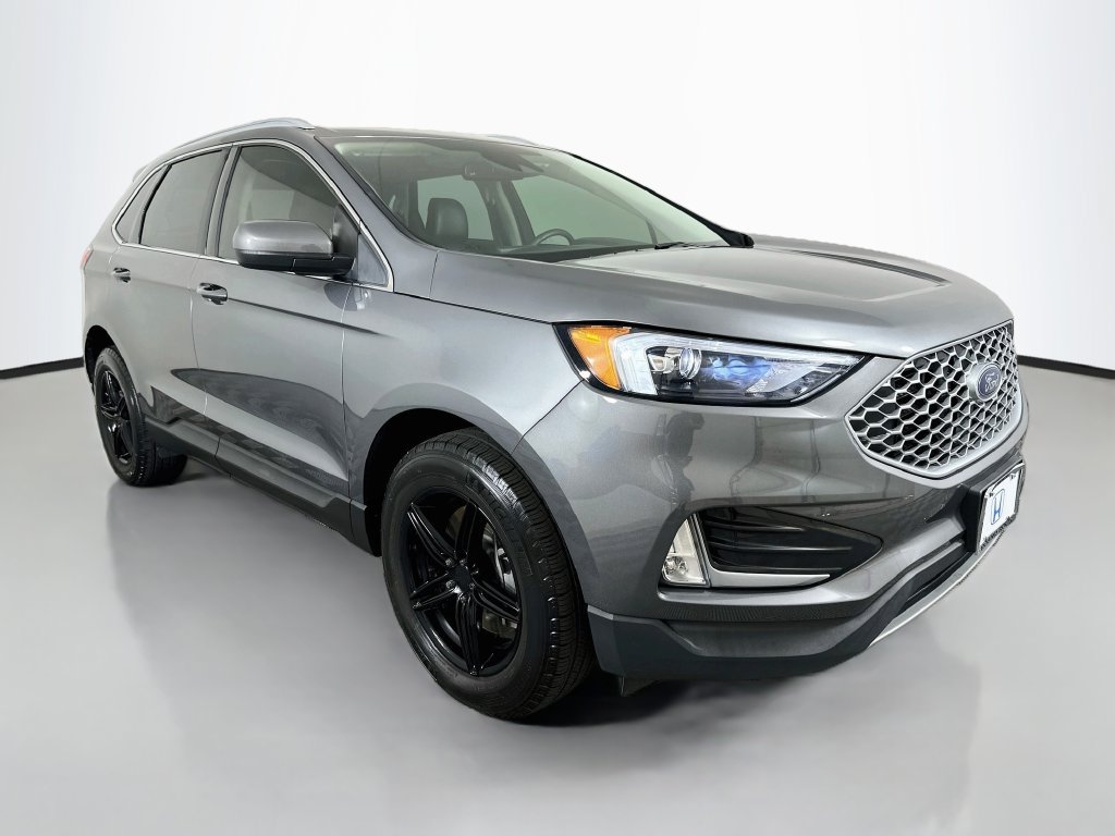 Used 2024 Ford Edge SEL w/ Convenience Package AWD/4WD image 3
