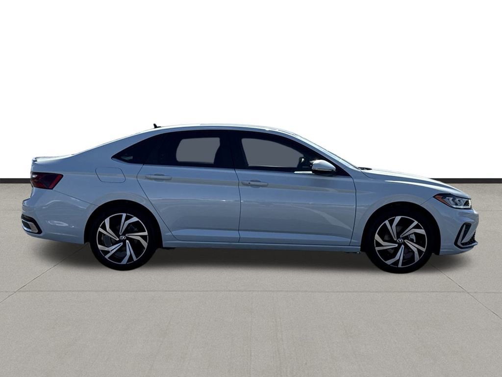 New 2026 Volkswagen Jetta SEL image 4