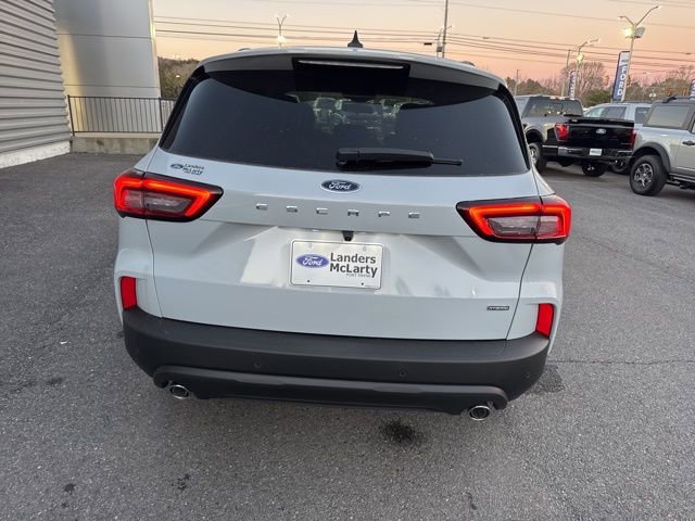 New 2025 Ford Escape ST-Line w/ Equipment Group 301A image 4