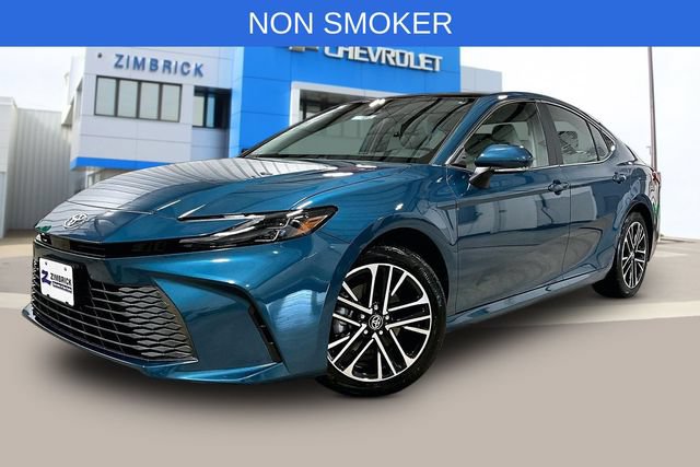 Used 2026 Toyota Camry XLE AWD/4WD image 3