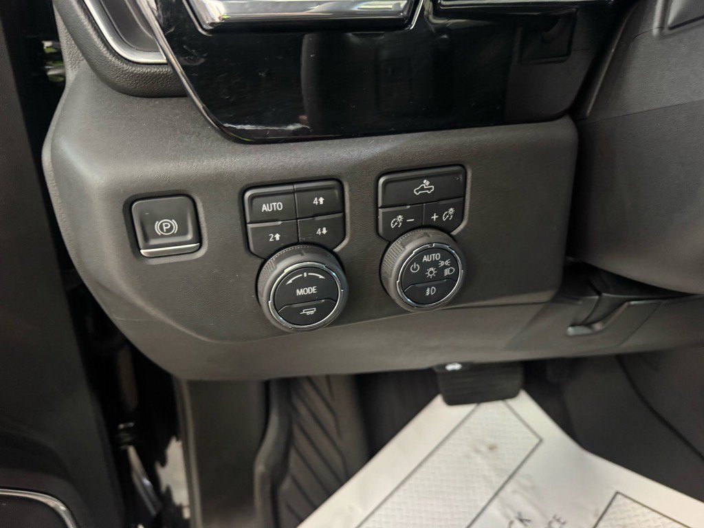 Used 2024 Chevrolet Silverado 1500 LT Trail Boss w/ Convenience Package II image 17