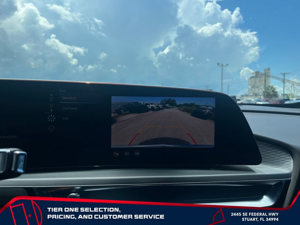 Used 2025 Cadillac Lyriq Luxury RWD image 33
