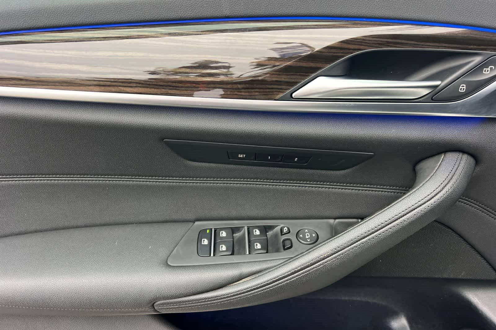 Used 2019 BMW 530i w/ Convenience Package image 12