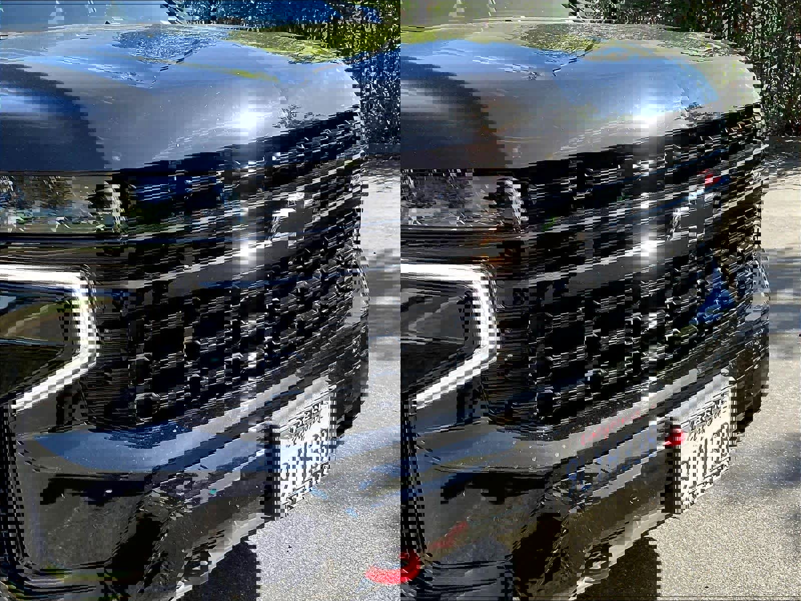 Used 2024 Chevrolet Suburban Z71 w/ Luxury Package image 33