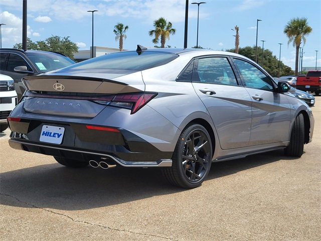 New 2025 Hyundai Elantra N Line image 4