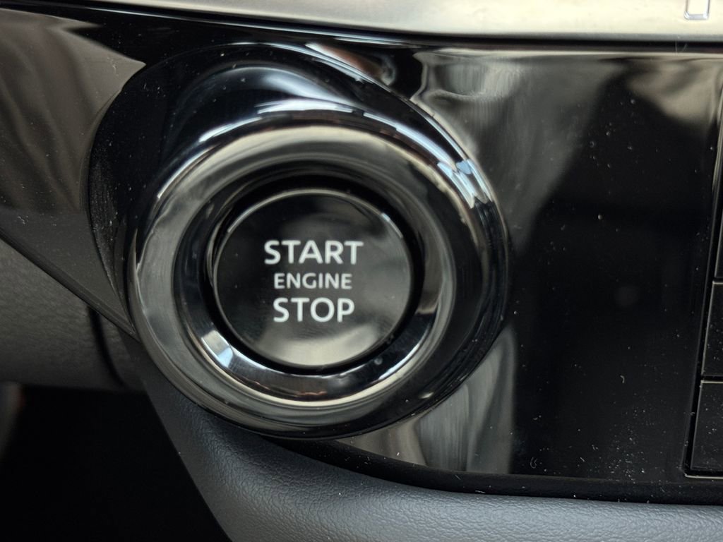 New 2026 Nissan Pathfinder SV image 17