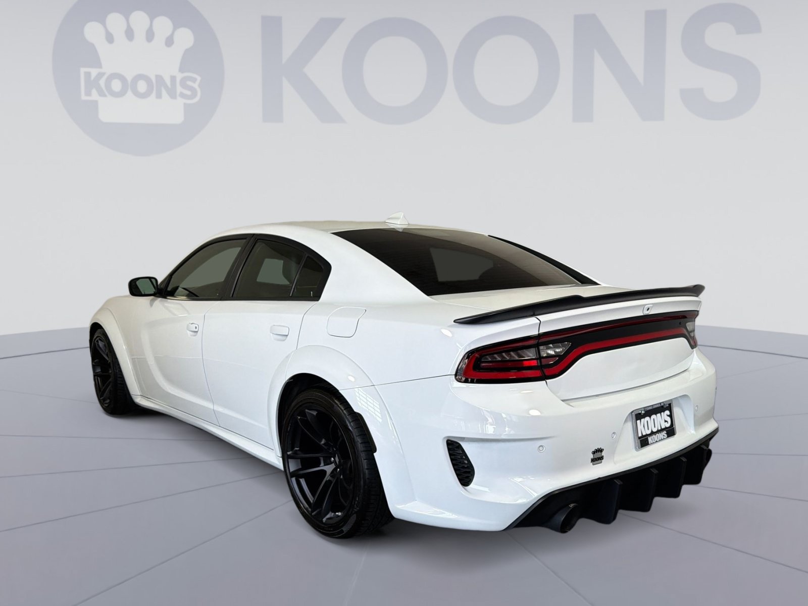 Used 2023 Dodge Charger Scat Pack RWD image 4