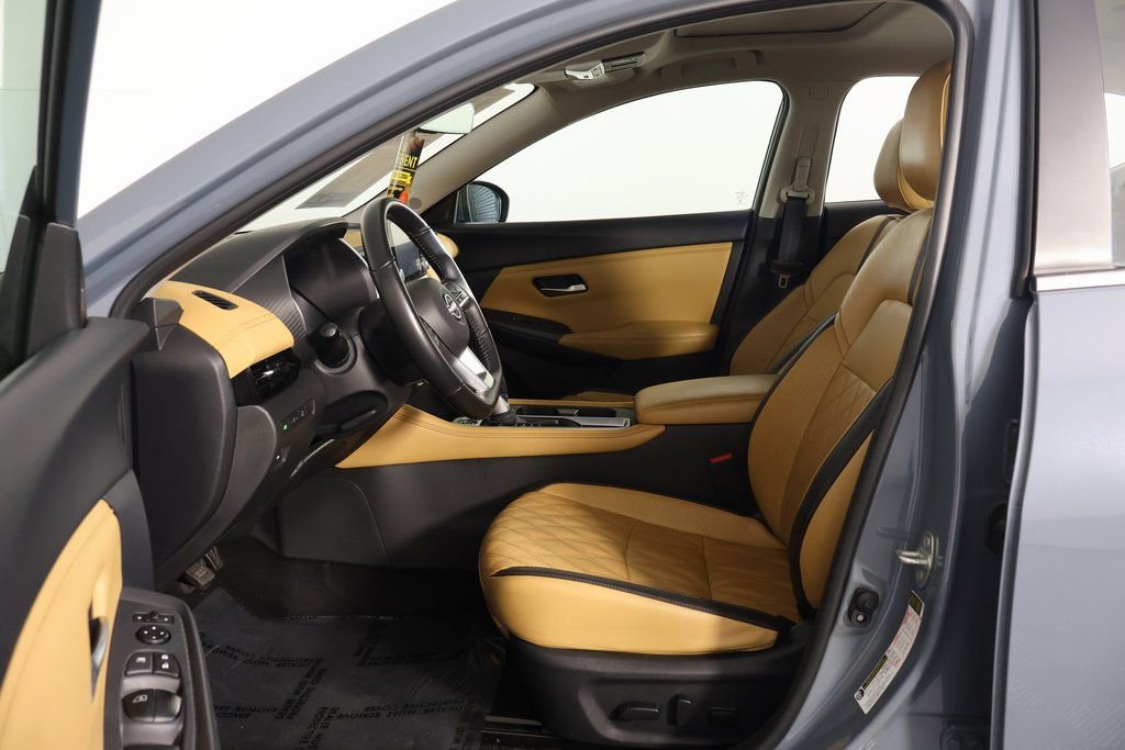 Used 2025 Nissan Sentra SV w/ SV Premium Package image 10