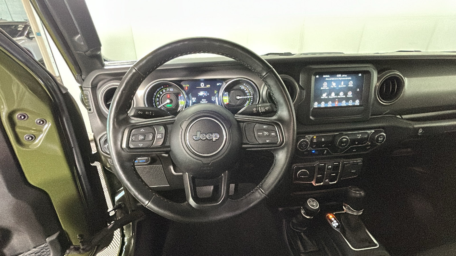 Used 2023 Jeep Wrangler Unlimited w/ Cold Weather Group AWD/4WD image 16