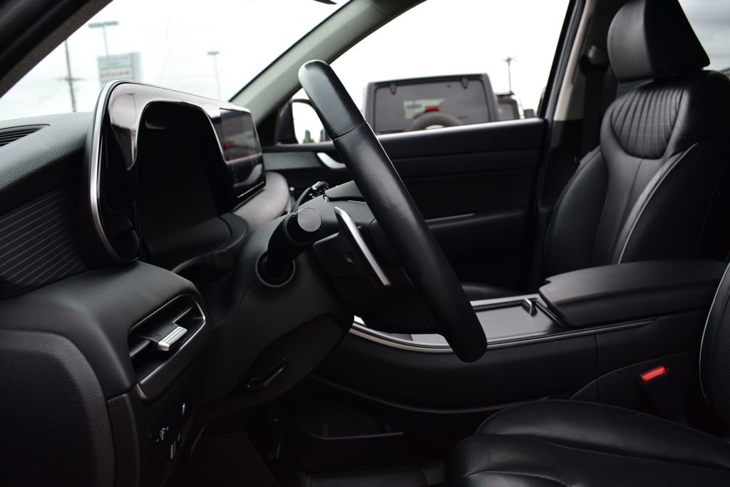 Used 2023 Hyundai Palisade Limited FWD image 52
