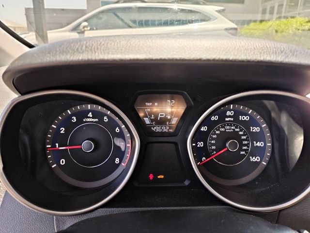 Used 2015 Hyundai Elantra Limited FWD image 2