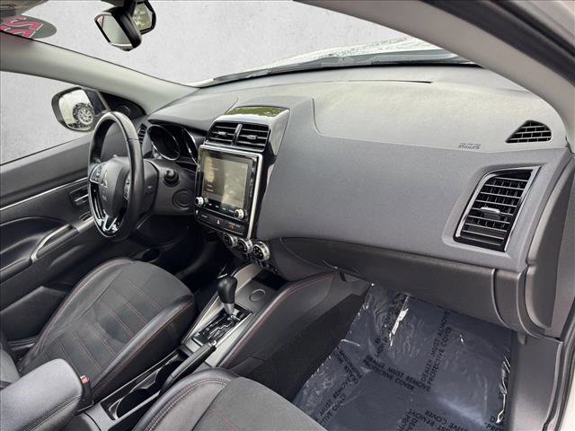 Used 2022 Mitsubishi Outlander Sport SE FWD image 20