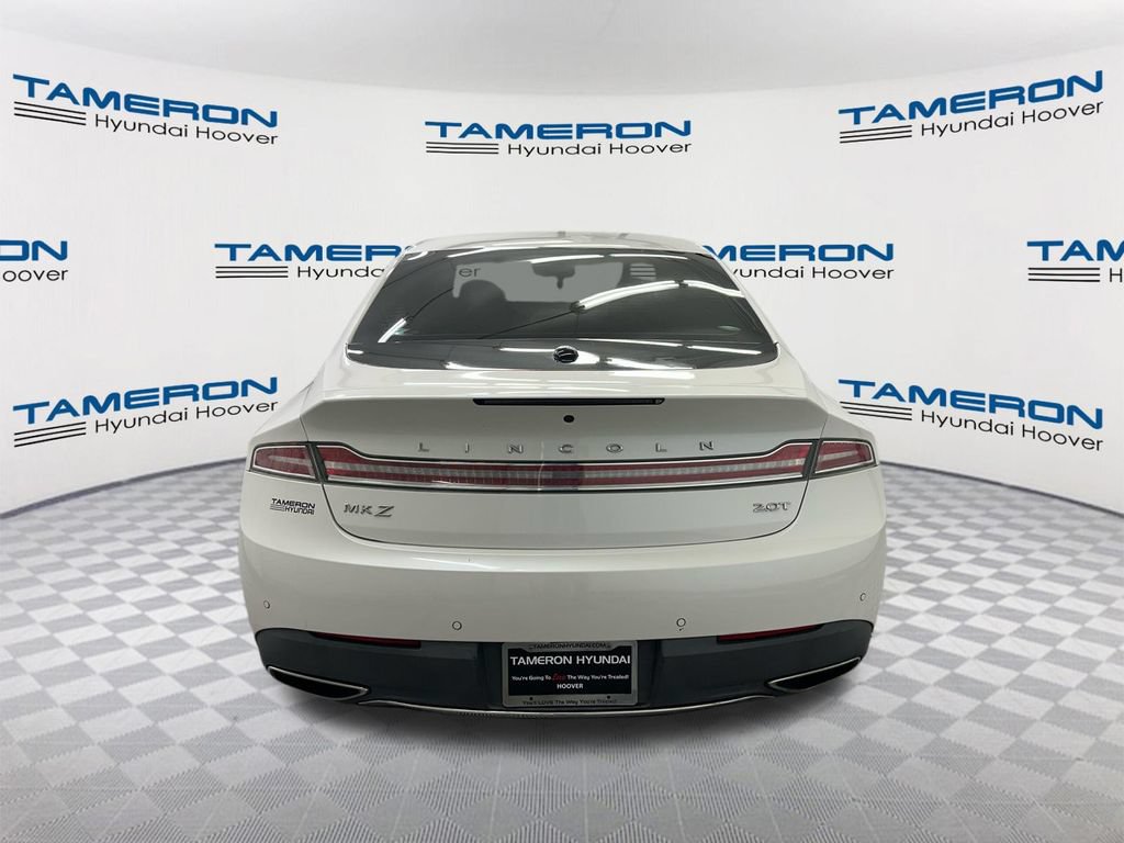 Used 2017 Lincoln MKZ Reserve FWD image 4