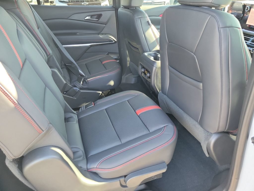 New 2026 Chevrolet Traverse RS w/ LPO, Floor Liner Package AWD/4WD image 19