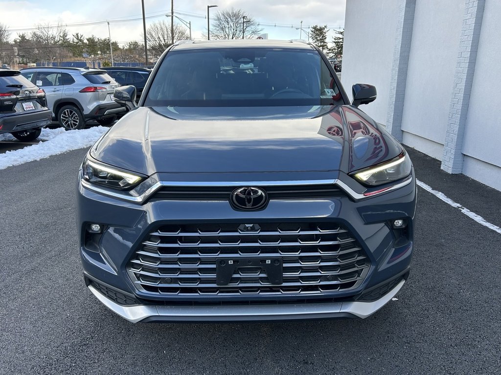 Used 2024 Toyota Grand Highlander AWD Hybrid image 3