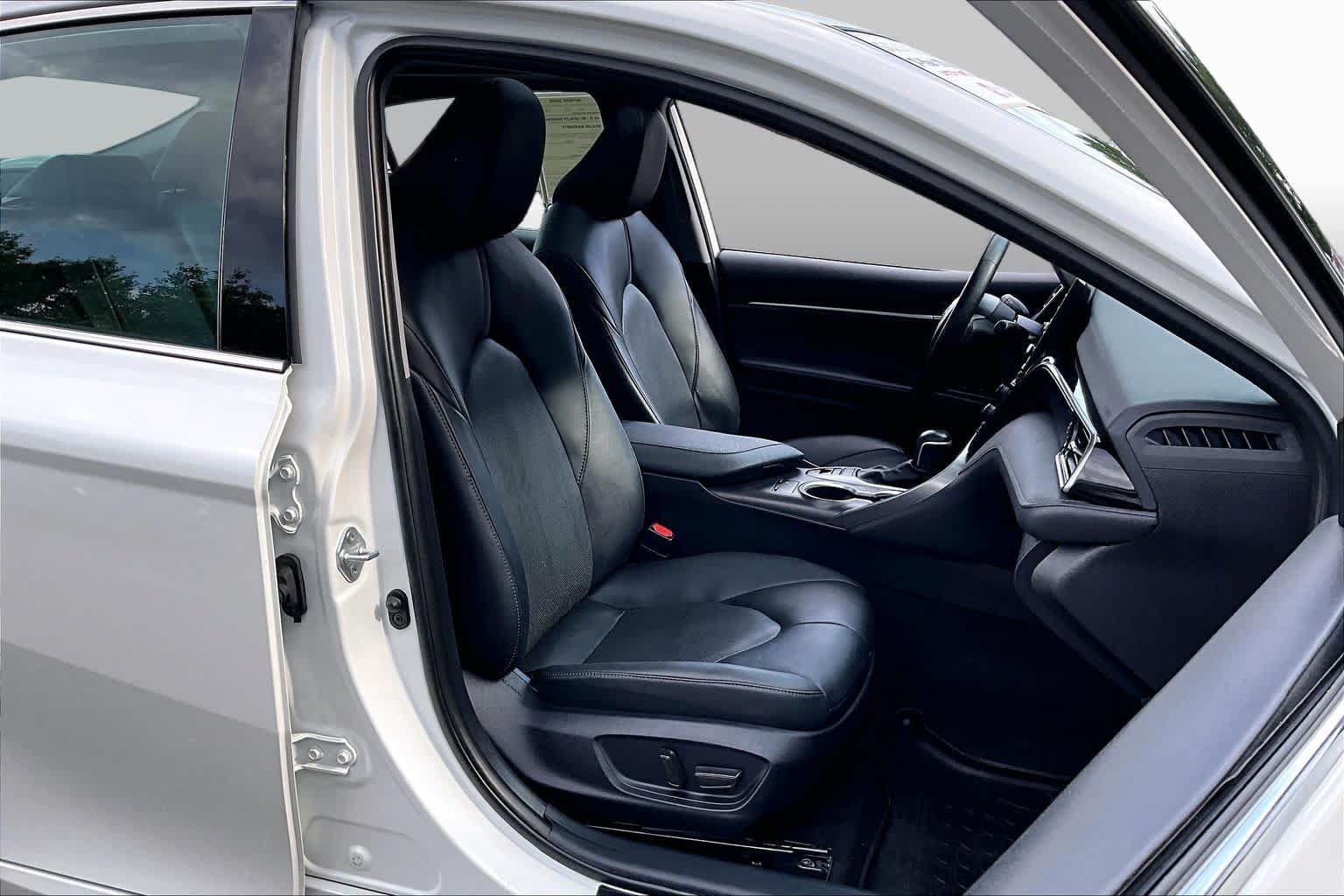 Certified 2022 Toyota Camry XLE AWD/4WD image 8