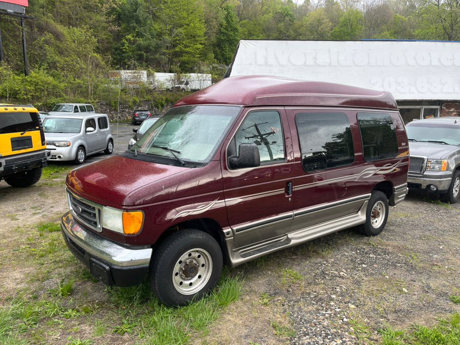 Used 2004 Ford E-250 and Econoline 250 RWD image 1