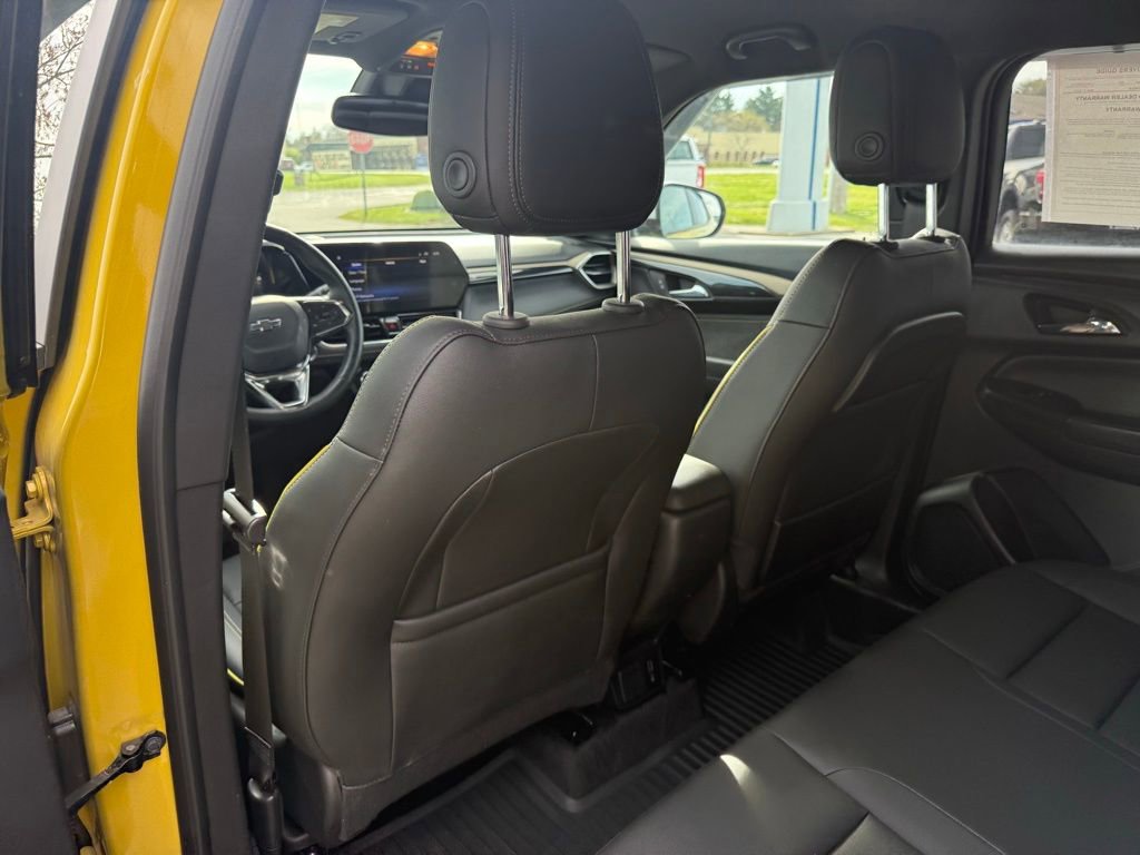Used 2025 Chevrolet TrailBlazer ACTIV w/ Convenience Package image 16