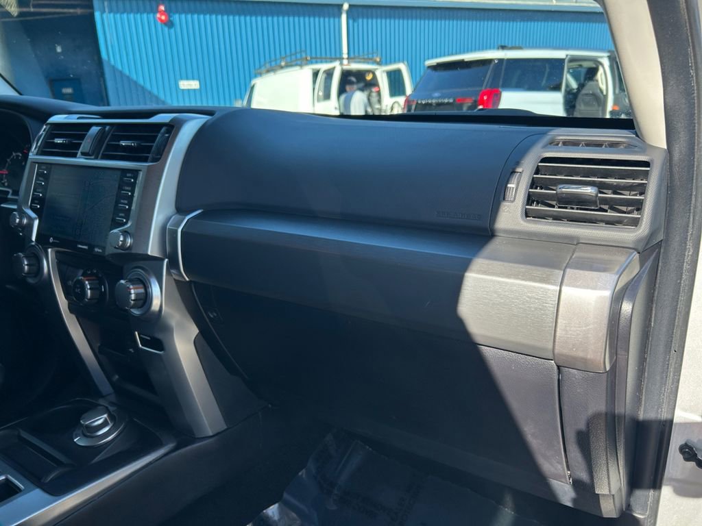 Used 2024 Toyota 4Runner SR5 Premium w/ Moonroof Package AWD/4WD image 27