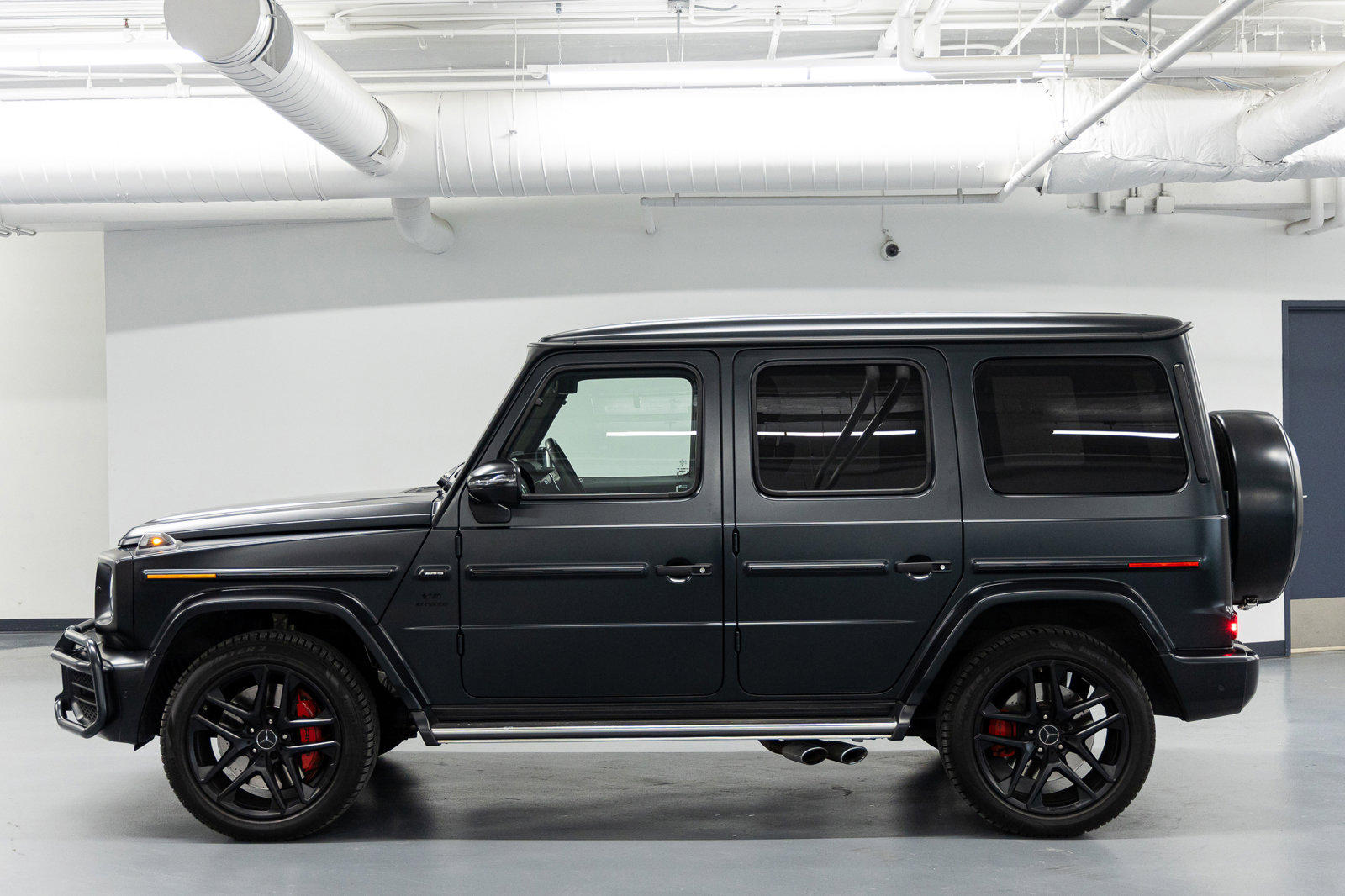 Used 2024 Mercedes-Benz G 63 AMG 4MATIC image 2