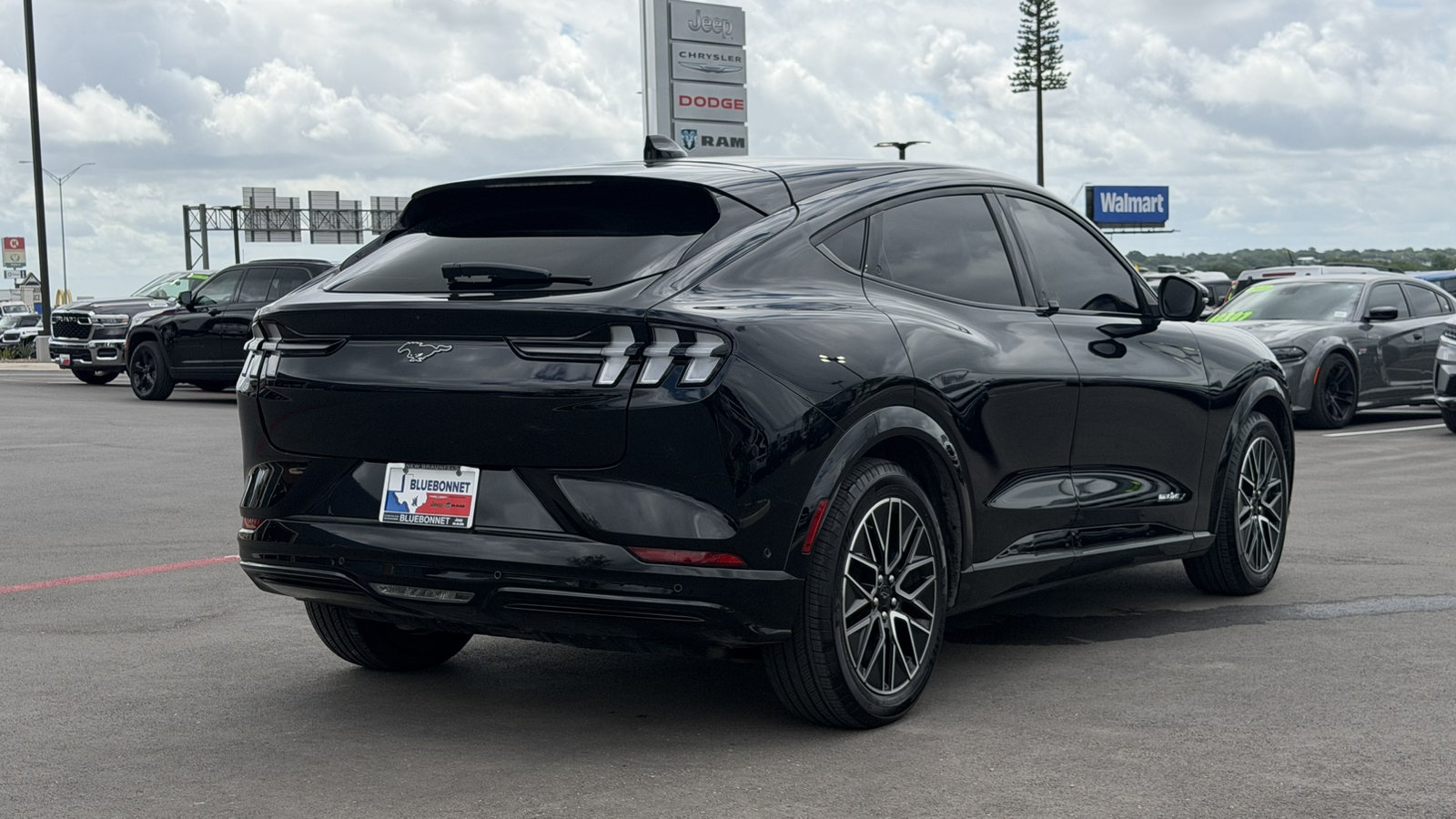 Used 2024 Ford Mustang Mach-E Premium RWD image 5