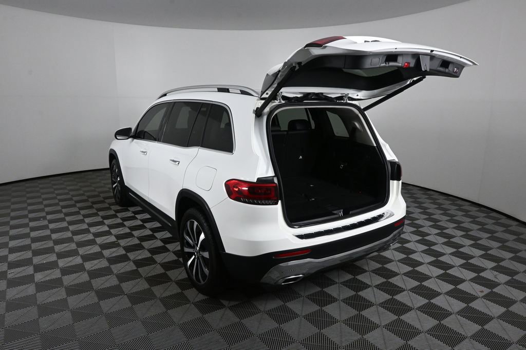 Used 2022 Mercedes-Benz GLB 250 image 32