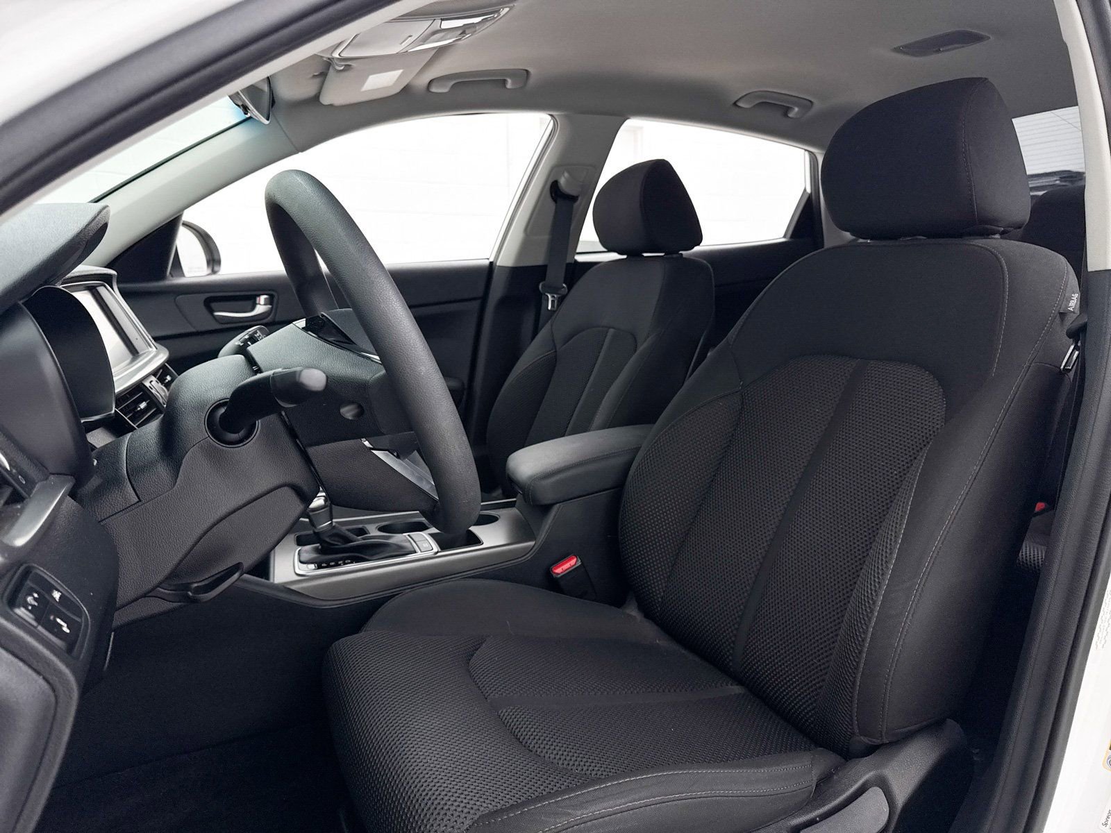 Used 2020 Kia Optima LX image 18