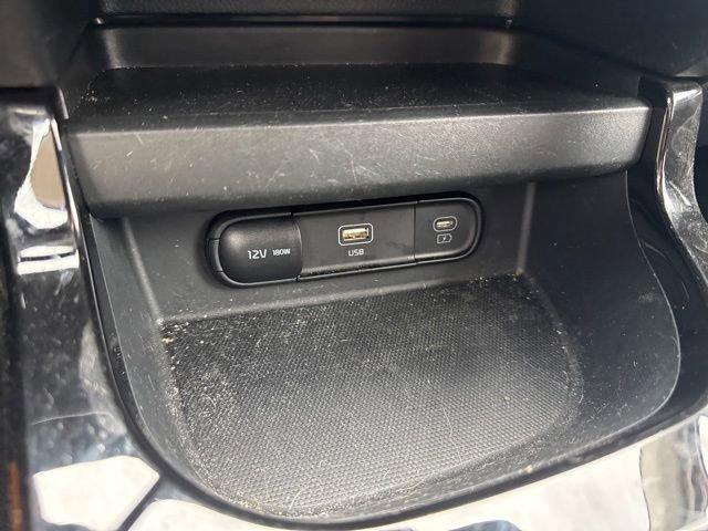 Used 2025 Kia Seltos S AWD/4WD image 33