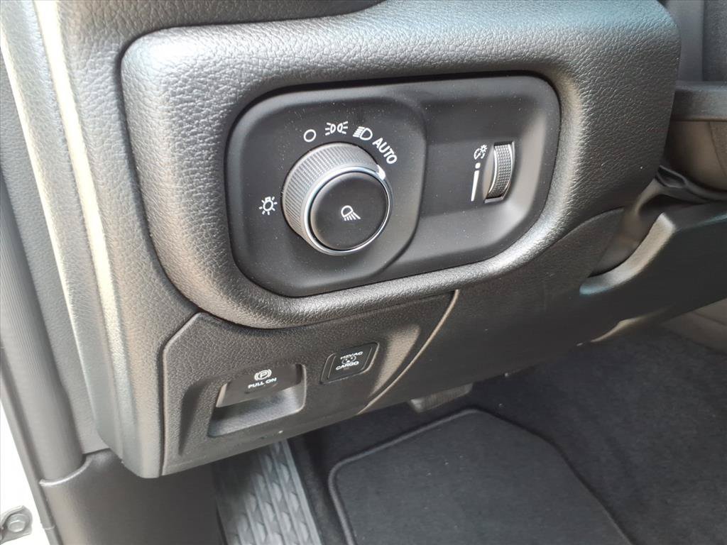 New 2026 RAM 1500 Tradesman AWD/4WD image 22